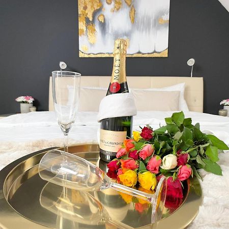 M-Style 04 Apartment Mit Balkon Und Gasgrill, 24H Self-Check-In, Free Parking, Netflix Norimberk Exteriér fotografie