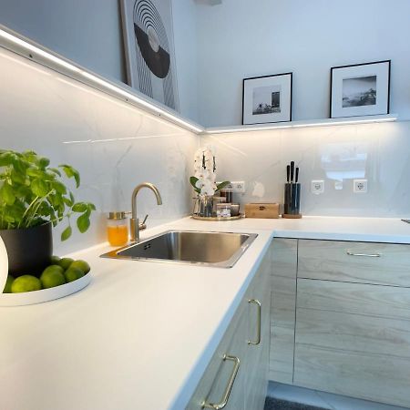 M-Style 04 Apartment Mit Balkon Und Gasgrill, 24H Self-Check-In, Free Parking, Netflix Norimberk Exteriér fotografie