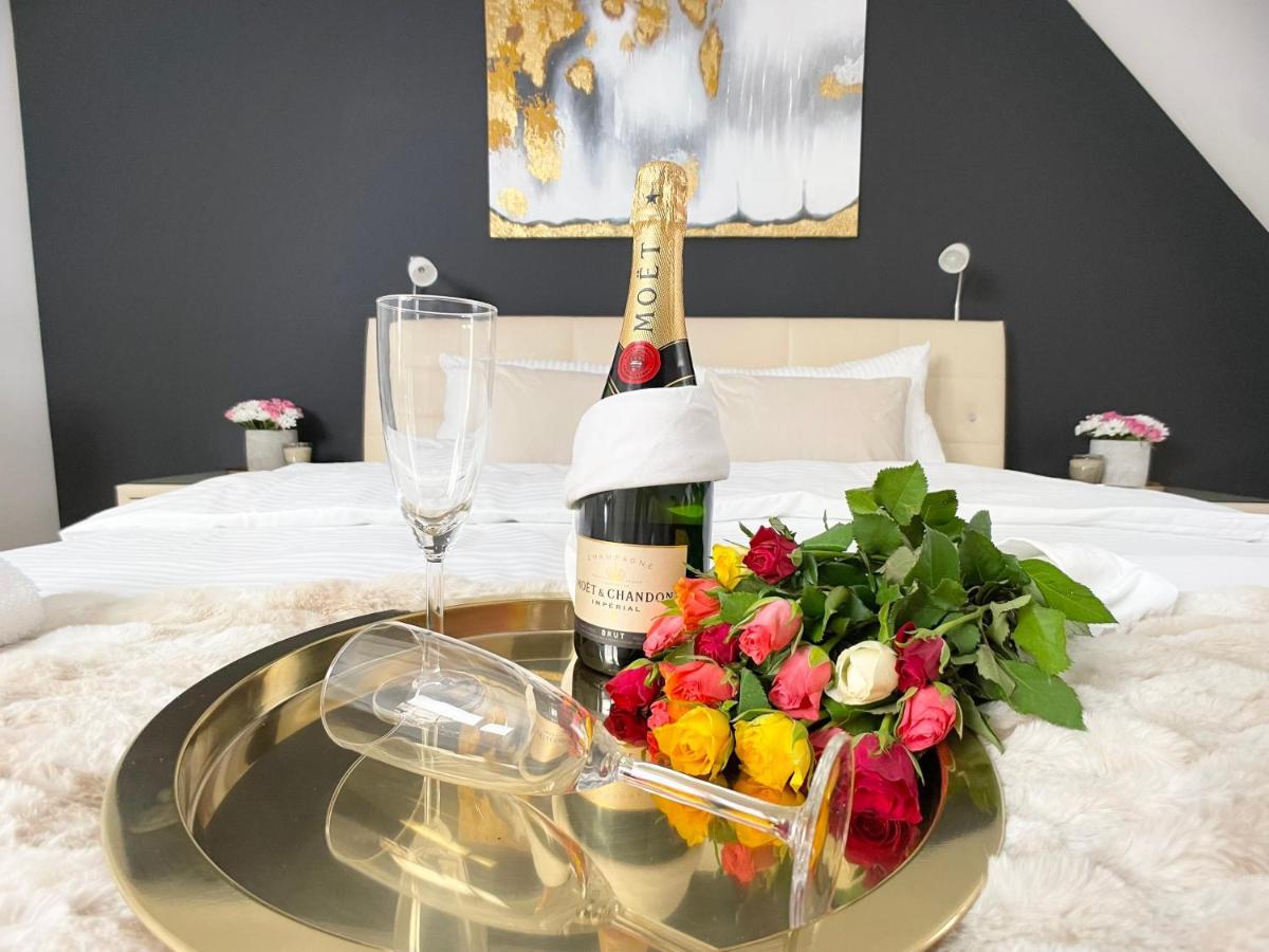 M-Style 04 Apartment Mit Balkon Und Gasgrill, 24H Self-Check-In, Free Parking, Netflix Norimberk Exteriér fotografie