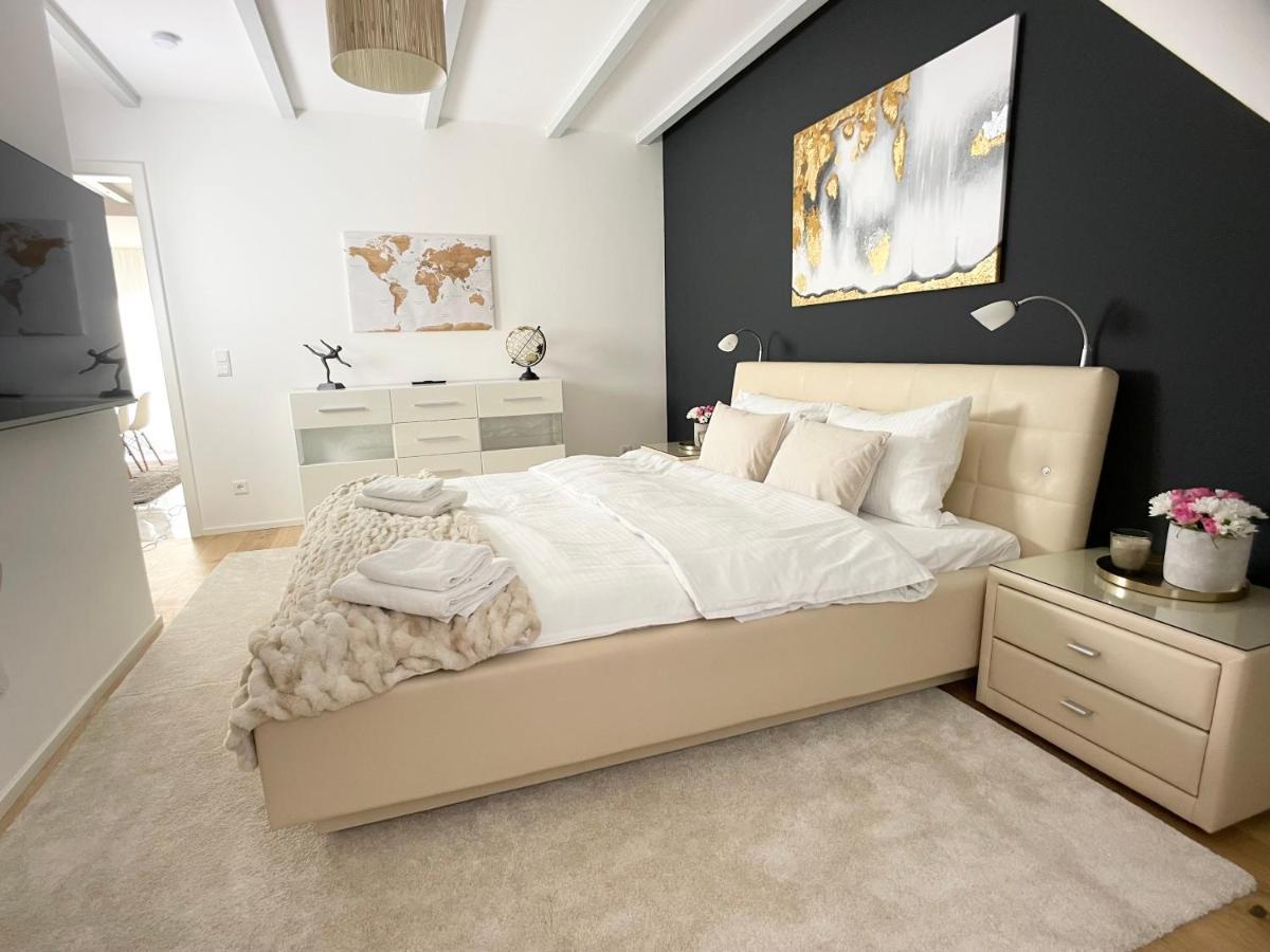 M-Style 04 Apartment Mit Balkon Und Gasgrill, 24H Self-Check-In, Free Parking, Netflix Norimberk Exteriér fotografie
